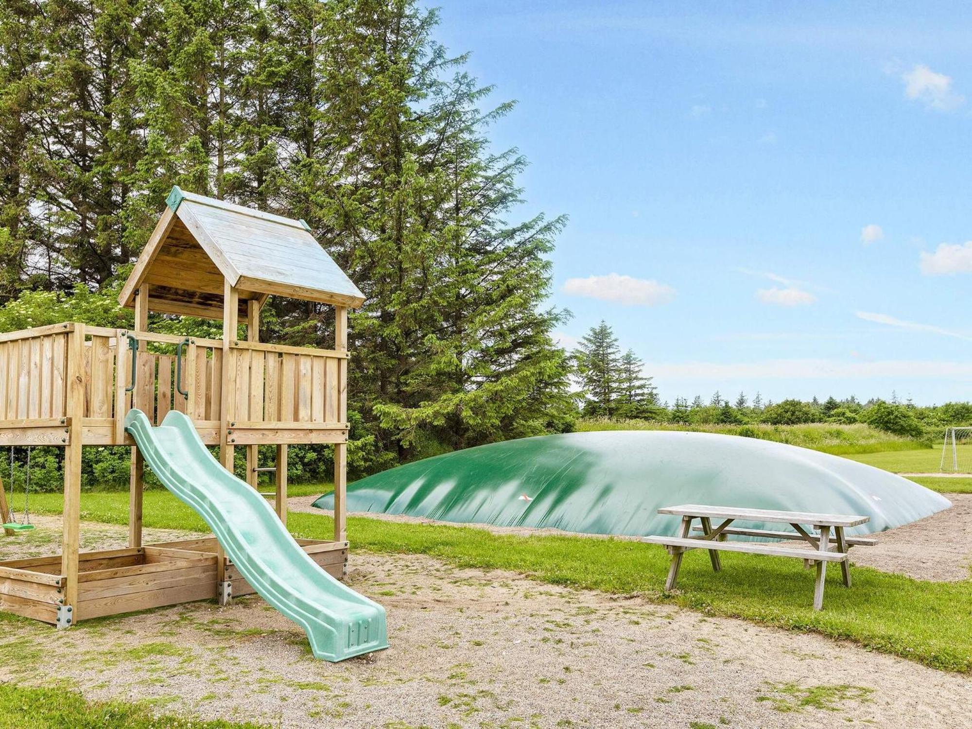 6 Person Holiday Home On A Holiday Park In 한스트홀름 외부 사진